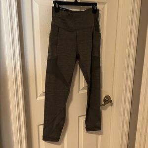 NWT Members Mark High-Waisted Leggings - Grey. Size XL.